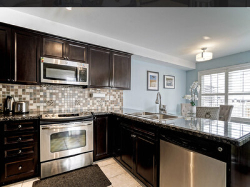 Upscale & cozy home away from home