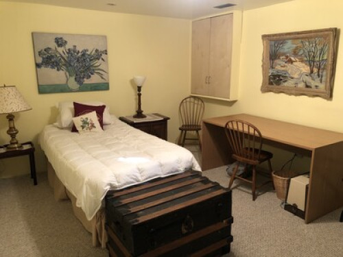 comfortable-rooms-with-use-of-home-ottawa-207089641520240815120037AM