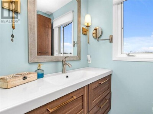 Victoria Ocean View Retreat - Gallery - 21