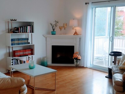 Beautiful room in modern condo