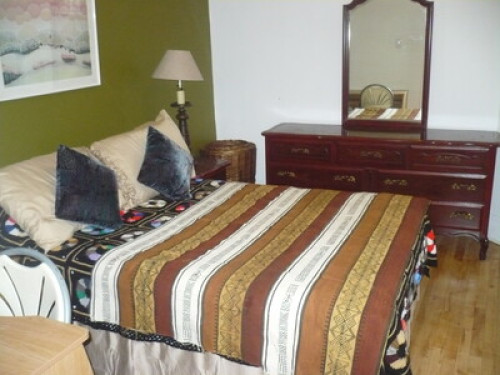 Charming Montreal Homestay - Gallery - 8