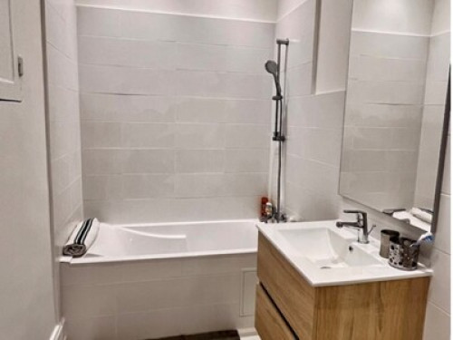 beautiful spacious room