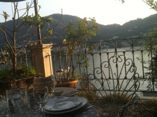 Cosy, bright and Allegr