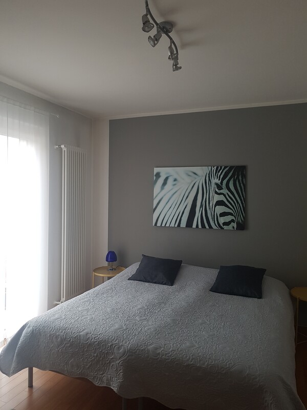 Room M(Full Room) - 1