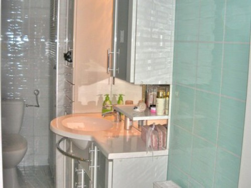 Cozy room in stylish apt Budapest - Gallery - 15