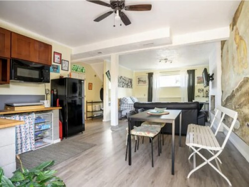 cozy Studio in west Seattle