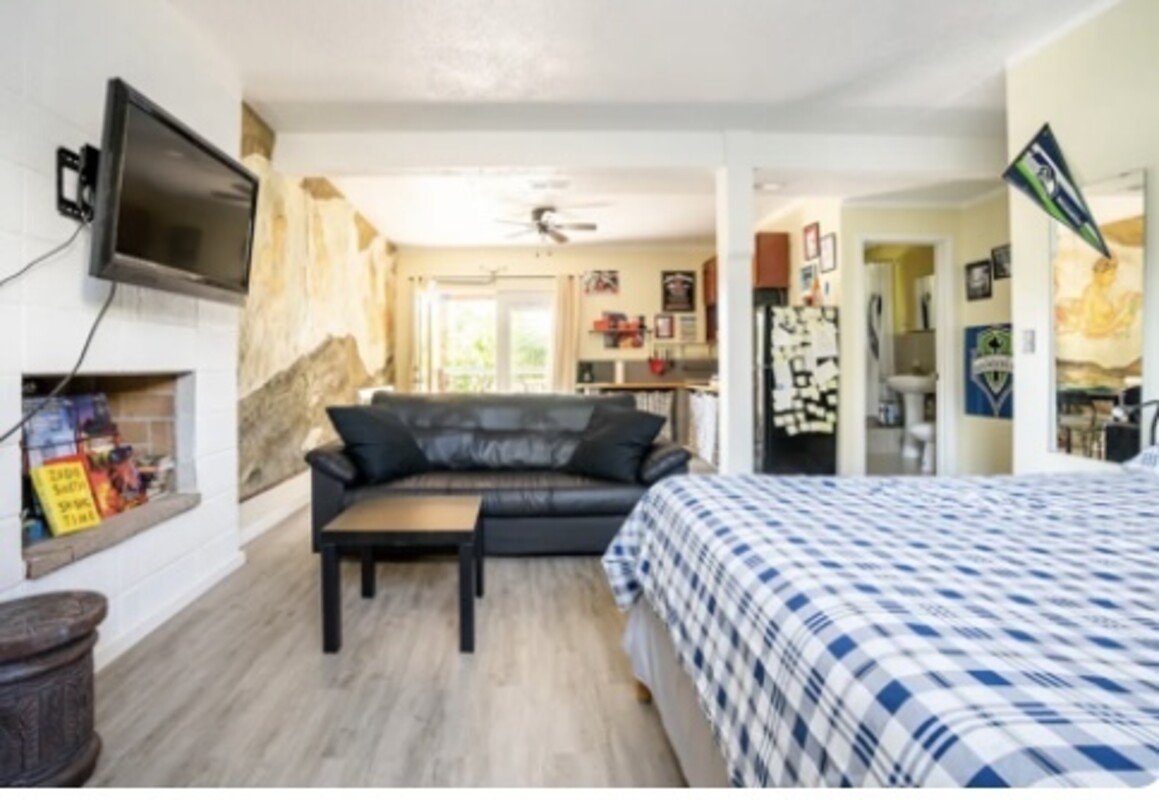 Cozy Private Studio(Single Bed) - 1