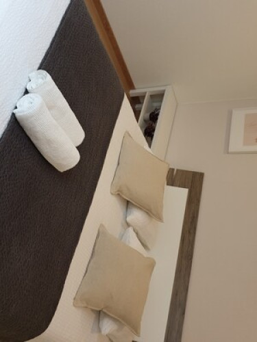 Private suite near city, Parking  - Gallery -  5