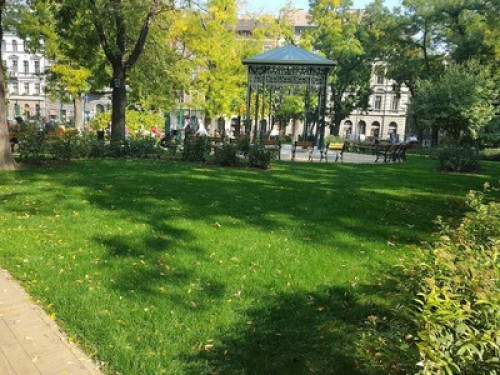  Flat Oktogon budapest