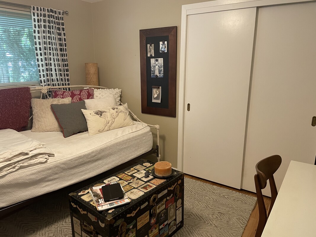  Gueset Room #2(Full Room)  -  Experienced host family  - Gallery -  1