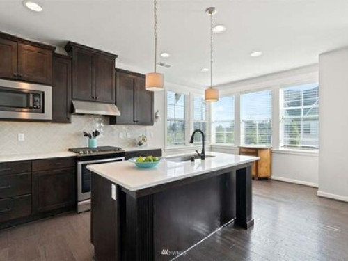 Luxury Private Room & Bath - Gallery - 11