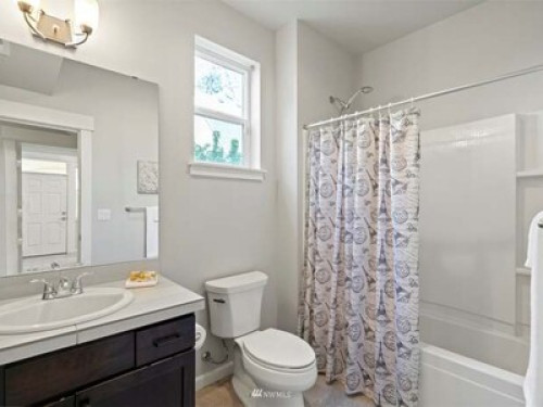 Luxury Private Room & Bath
