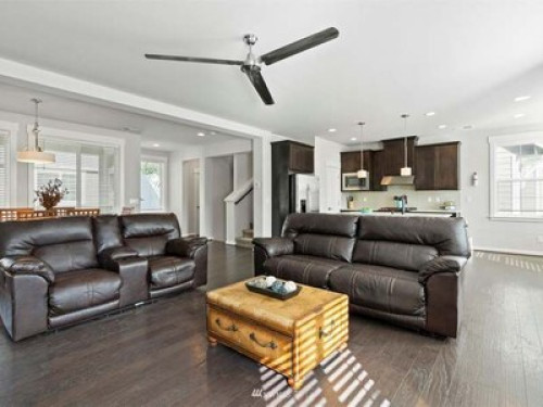 Luxury Private Room & Bath  - Gallery -  5