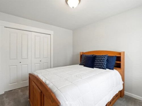 Luxury Private Room & Bath - Gallery - 19