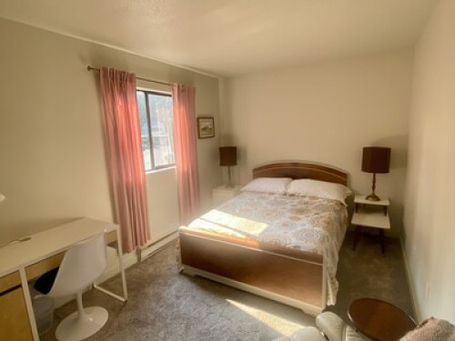 Cozy room in beautiful home  - Gallery - 7