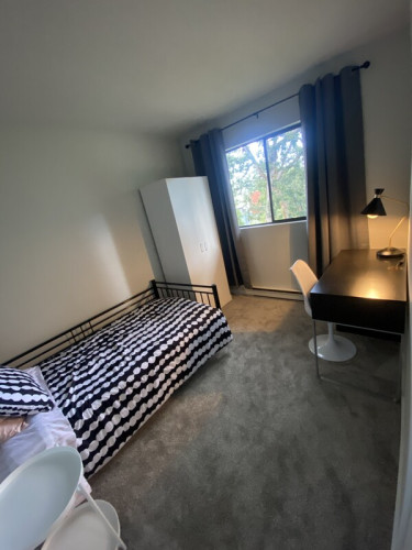 Cozy room in beautiful home  - Gallery - 6