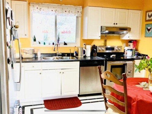 BEAUTIFUL HOME!!!