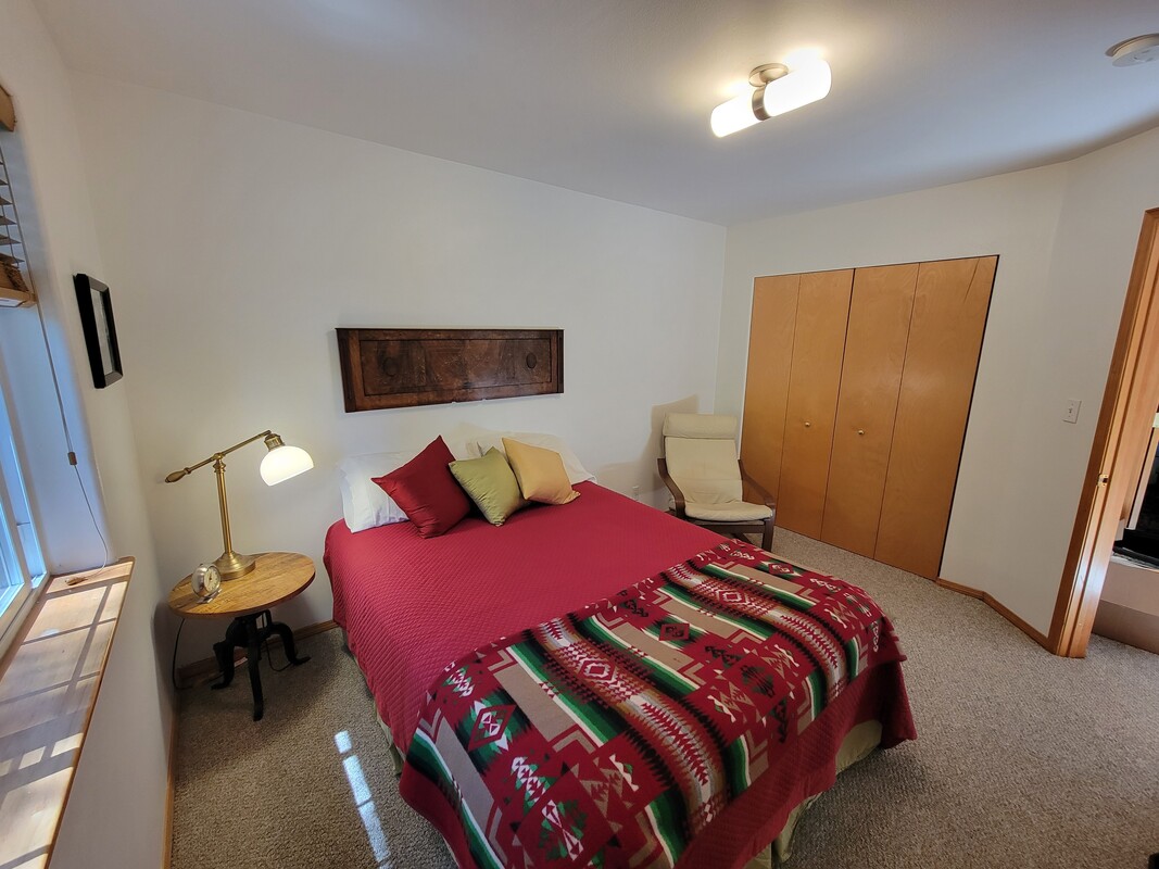 2nd Floor Bedroom(Full Room) - Woodland Retreat - Gallery - 1