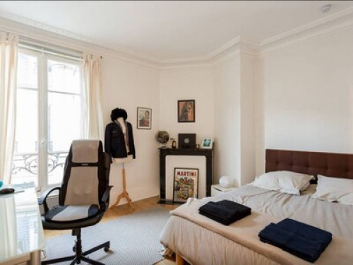 Cosy Room near Eiffel Towel