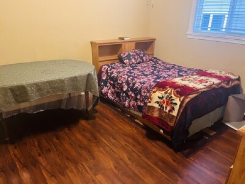 1 bedrooms with double bed 