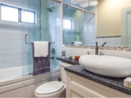 Private Suite near Airport!