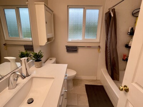 One bedroom suite in Richmond - Gallery - 6