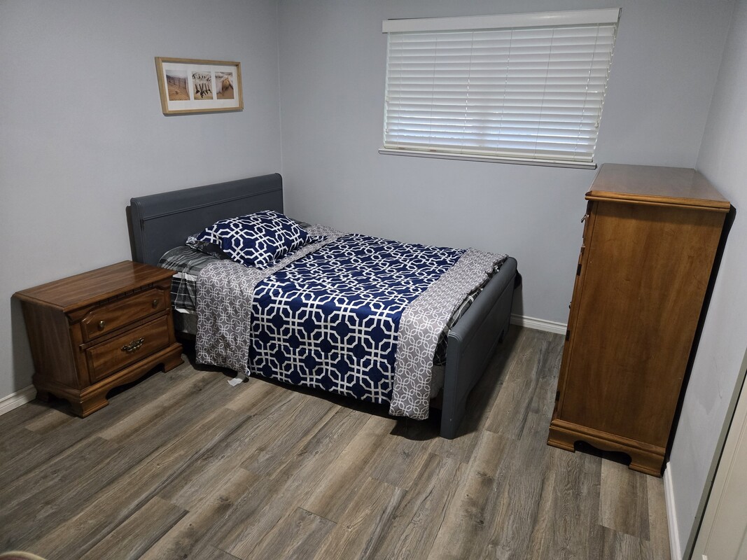 Garden View Bedroom#1(Full Room) - 1