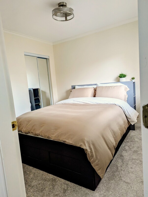  Bedroom 3(Full Room)  -  Spacious Bright and Cozy Suite  - Gallery -  1