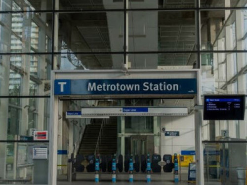 Room Stay - Family Home