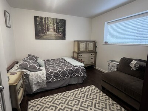 Room Stay - Family Home