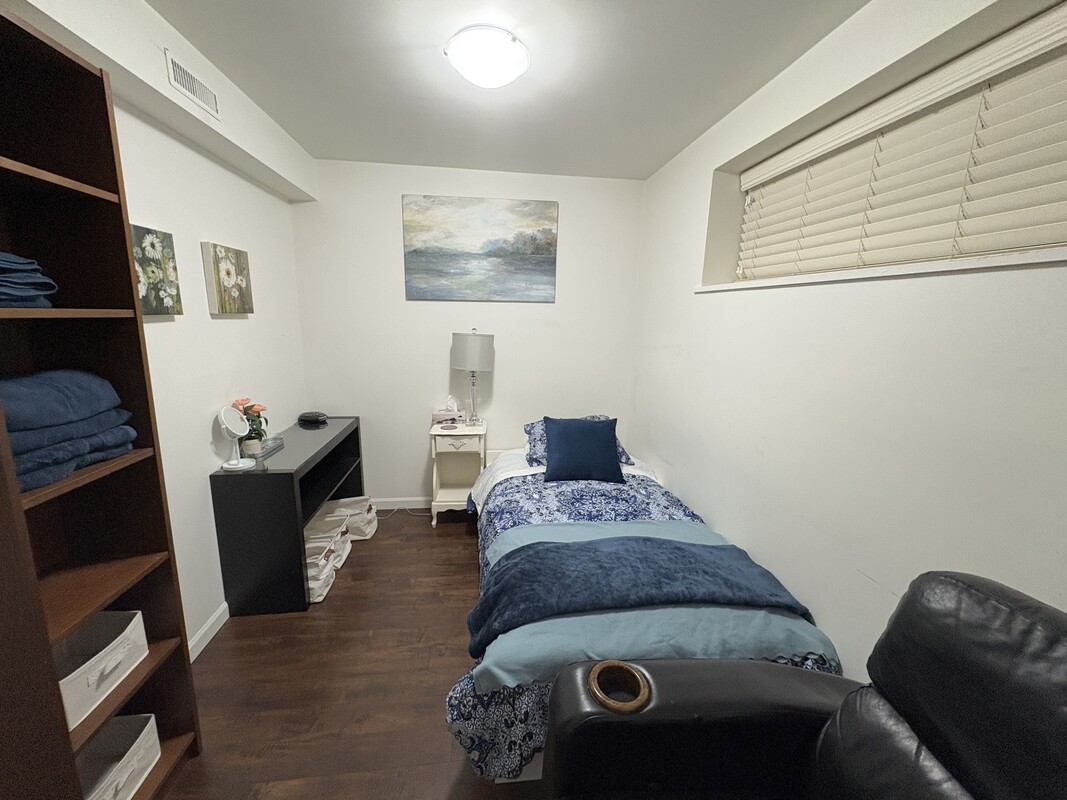 Room #1 - Single Bed (Full Room) - 1