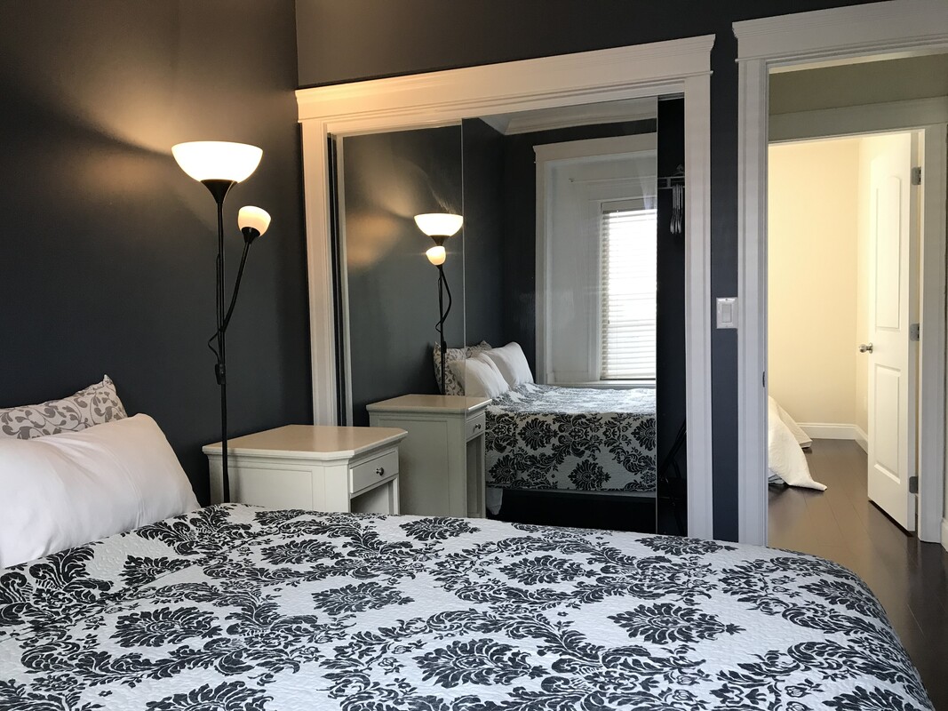 Blue Room Separate Entrance Suite(Single Bed) - 1
