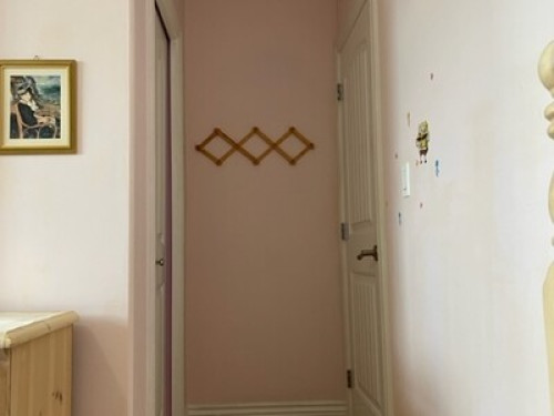 Friendly Safe Home Female House  - Gallery -  5