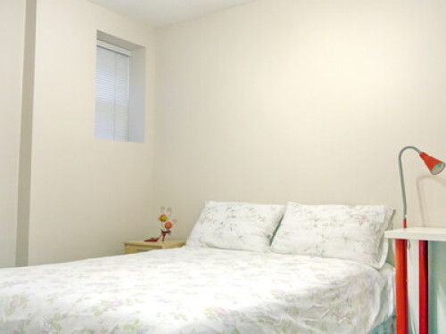Cozy lower room in quiet city centr - Gallery - 7