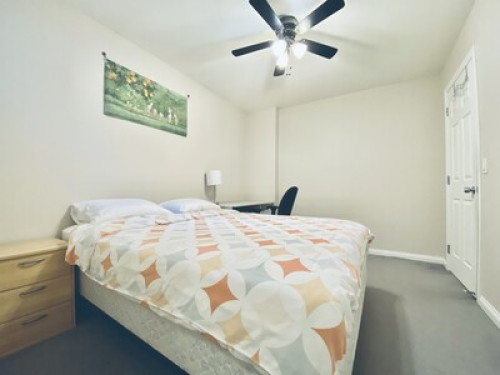 Cozy lower room in quiet city centr - Gallery - 10