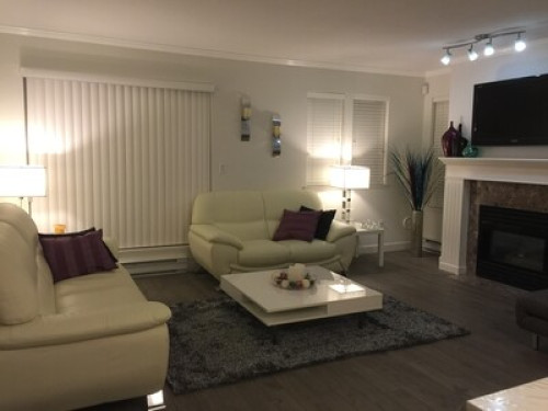 clean-student-homestay-females-only-coquitlam-23857036320240815010155AM