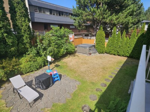 coquitlam-ground-level-bedroom-coquitlam-192544550720240815010432AM