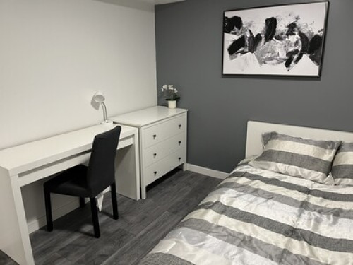 a-welcoming-home-for-students-coquitlam-37762772520240815010517AM