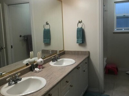 Two one bedroom main floor rooms
