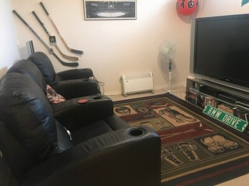 two-one-bedroom-main-floor-rooms-coquitlam-86203684520240815011555AM