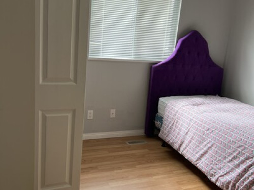 room-available-coquitlam-57469756820240815011625AM