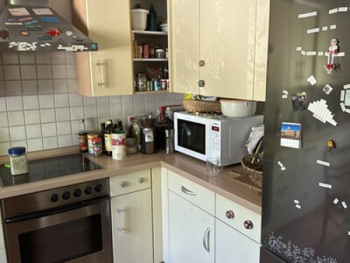 Shared room for woman