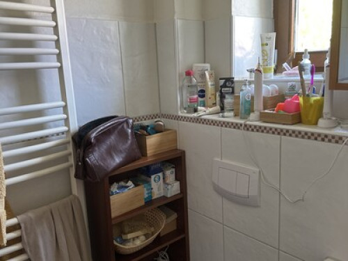 Shared room for woman