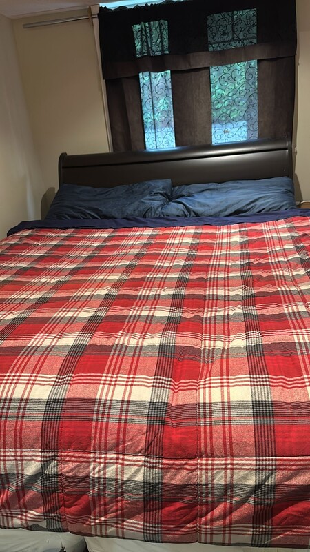  Guest Room(Full Room)  -  It's a five bedroom home  - Gallery -  1