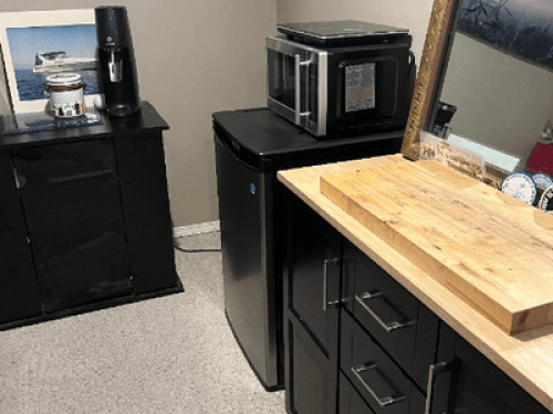 Excellent location full suite avail