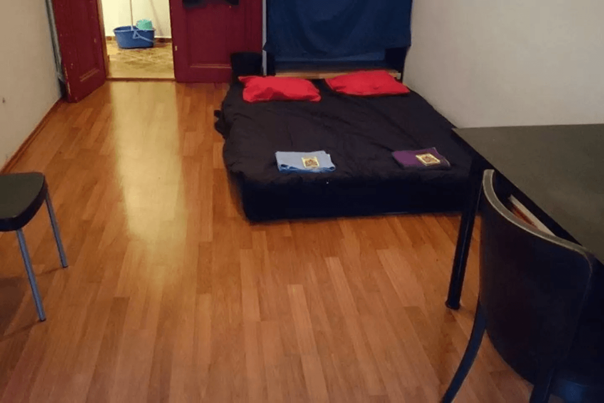  Budget Room With Balcony(Single Bed)  -  Big rooms in the center  - Gallery -  1