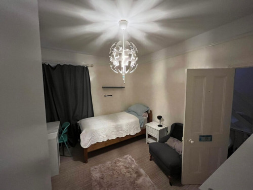 Cosy family home in central Exeter  - Gallery - 9
