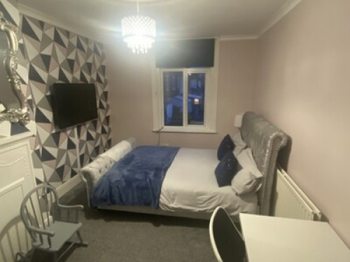 **Premium Accomodation & Hosts**