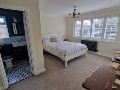 En-Suite Rooms & Parking, Hove Park