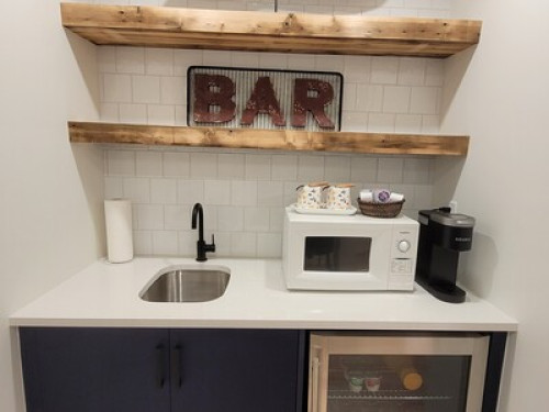 Basement room at Auburn Bay - Gallery - 31
